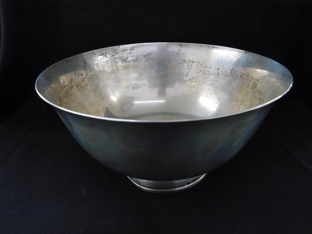Sterling Silver - Lunt 8" x 4.25" Bowl - Dent on Foot - 590 Grams - 11
