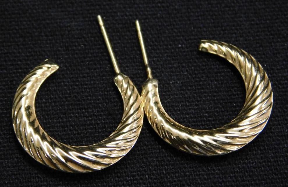 14K Yellow Gold - Pierced Hoop Earrings - 1.34 Grams: Gold Was XRF Tested - See Photos For Description and Condition