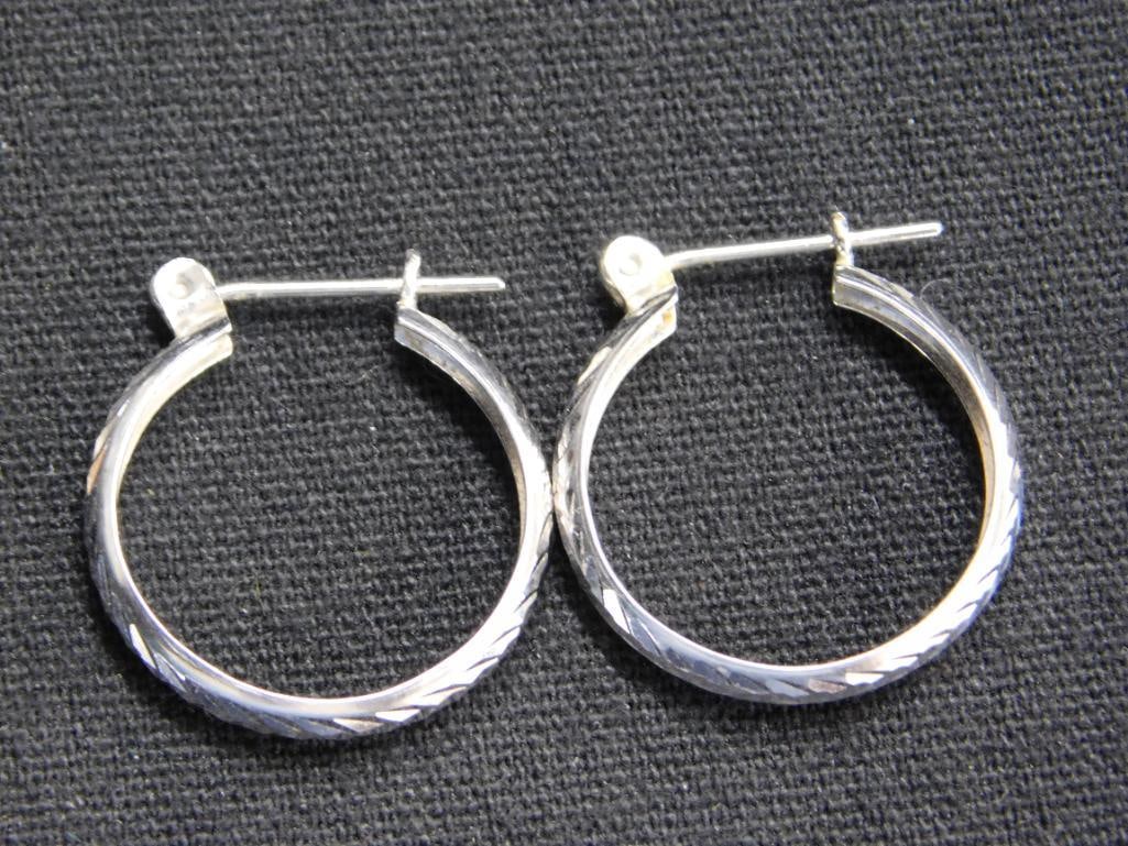 14K White Gold - Pierced Hoop Earrings - 1.74 Grams - 5