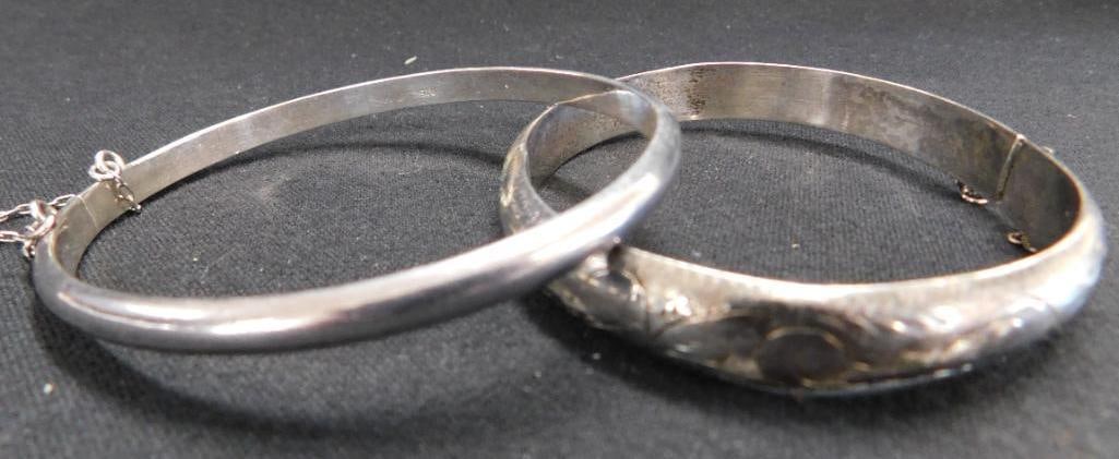 Sterling Silver - Pair of Bangle Bracelets - 18.09 Grams (1 of 5)