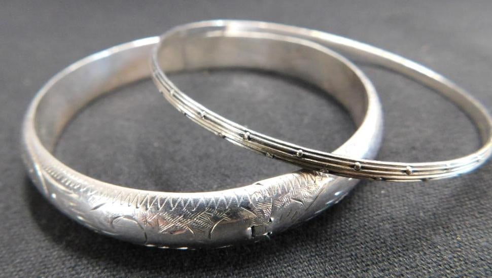 Sterling Silver - Pair of Bangle Bracelets - 21.42 Grams (1 of 7)