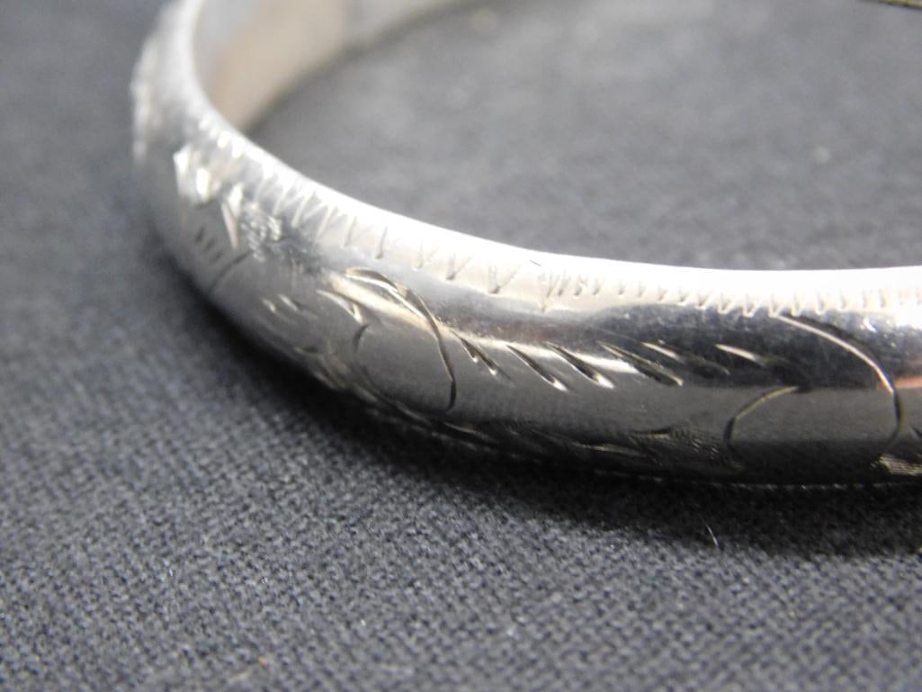 Sterling Silver - Pair of Bangle Bracelets - 21.42 Grams - 3