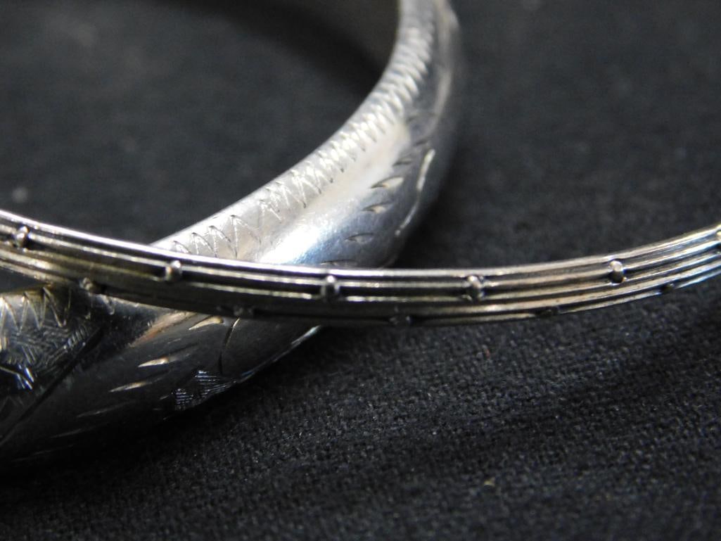 Sterling Silver - Pair of Bangle Bracelets - 21.42 Grams - 4