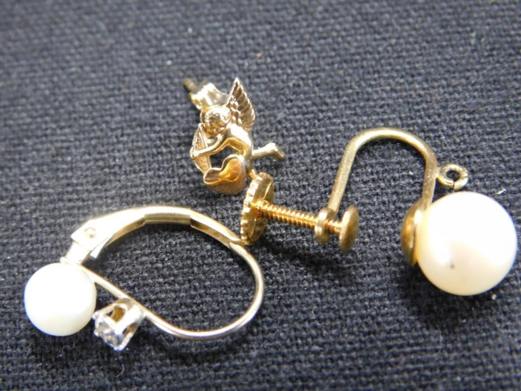 14K Yellow Gold Single Earrings - 3 Pieces - 1.78 Grams TW - 6