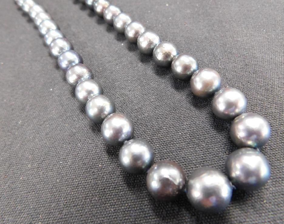 14K Gold Clasp - Dark Pearl 18" Necklace: See Photos For Description and Condition