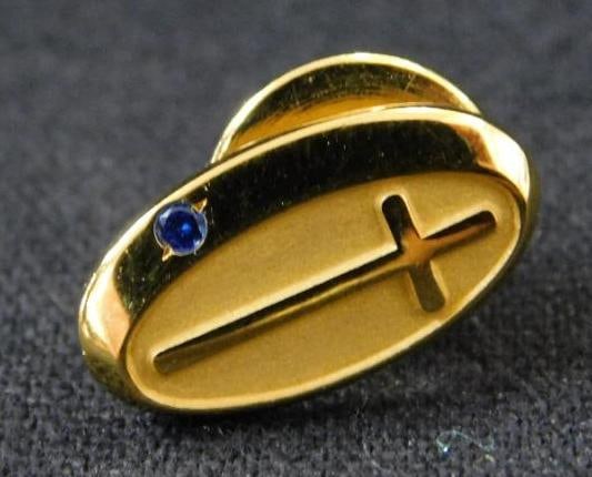 10K Yellow Gold - Lapel Pin - Cross - 1.37 Grams Without Backing (1 of 4)