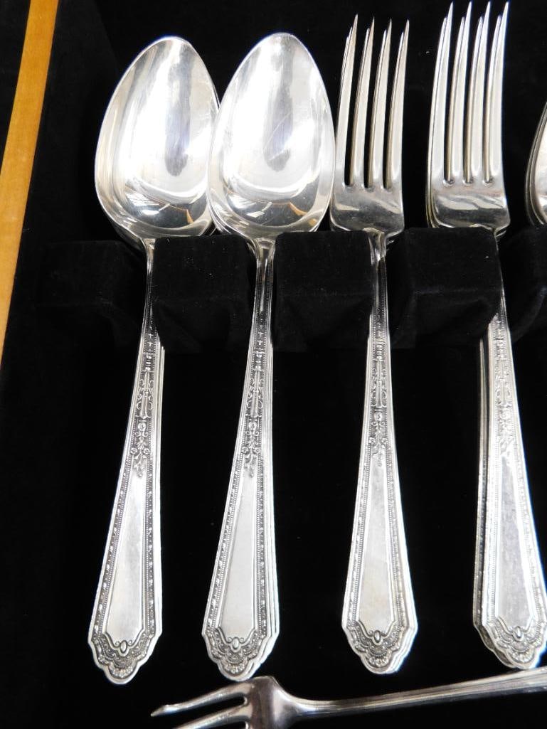 36 Piece Holmes and Edwards Silver Plate Flatware Set - Wood Case - 4