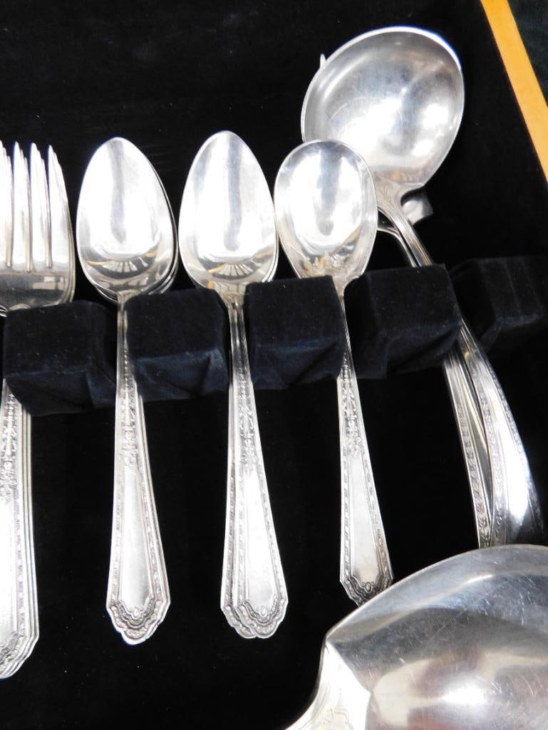 36 Piece Holmes and Edwards Silver Plate Flatware Set - Wood Case - 7