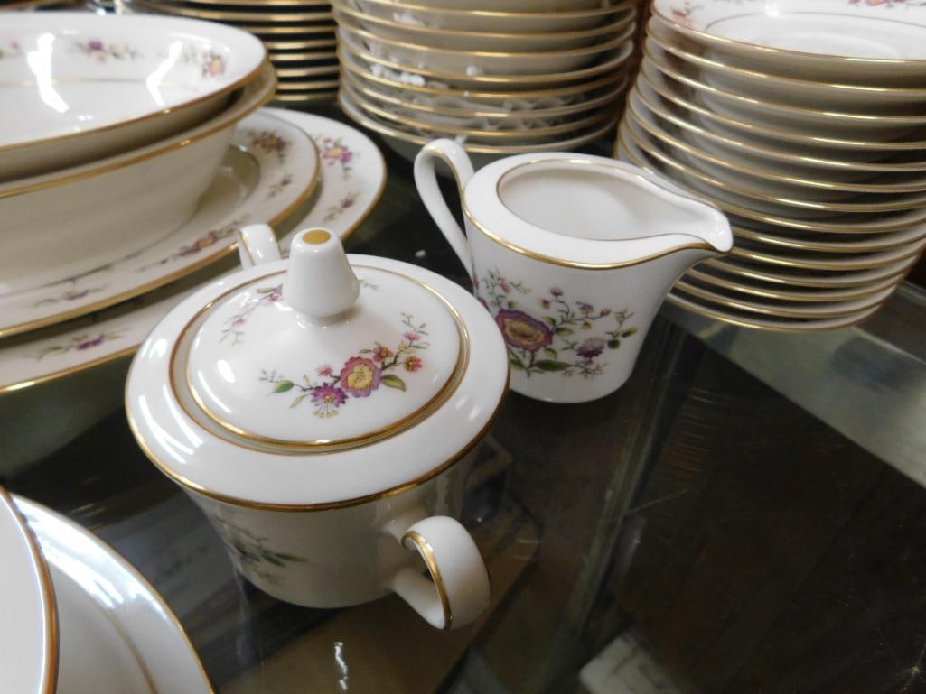 104 piece Noritake China Set - Asian Song Pattern - Service For At Least 12 - 13
