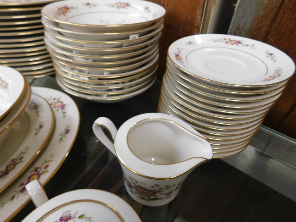 104 piece Noritake China Set - Asian Song Pattern - Service For At Least 12 - 14