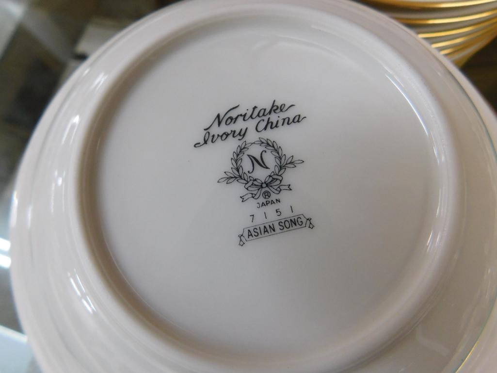 104 piece Noritake China Set - Asian Song Pattern - Service For At Least 12 - 4