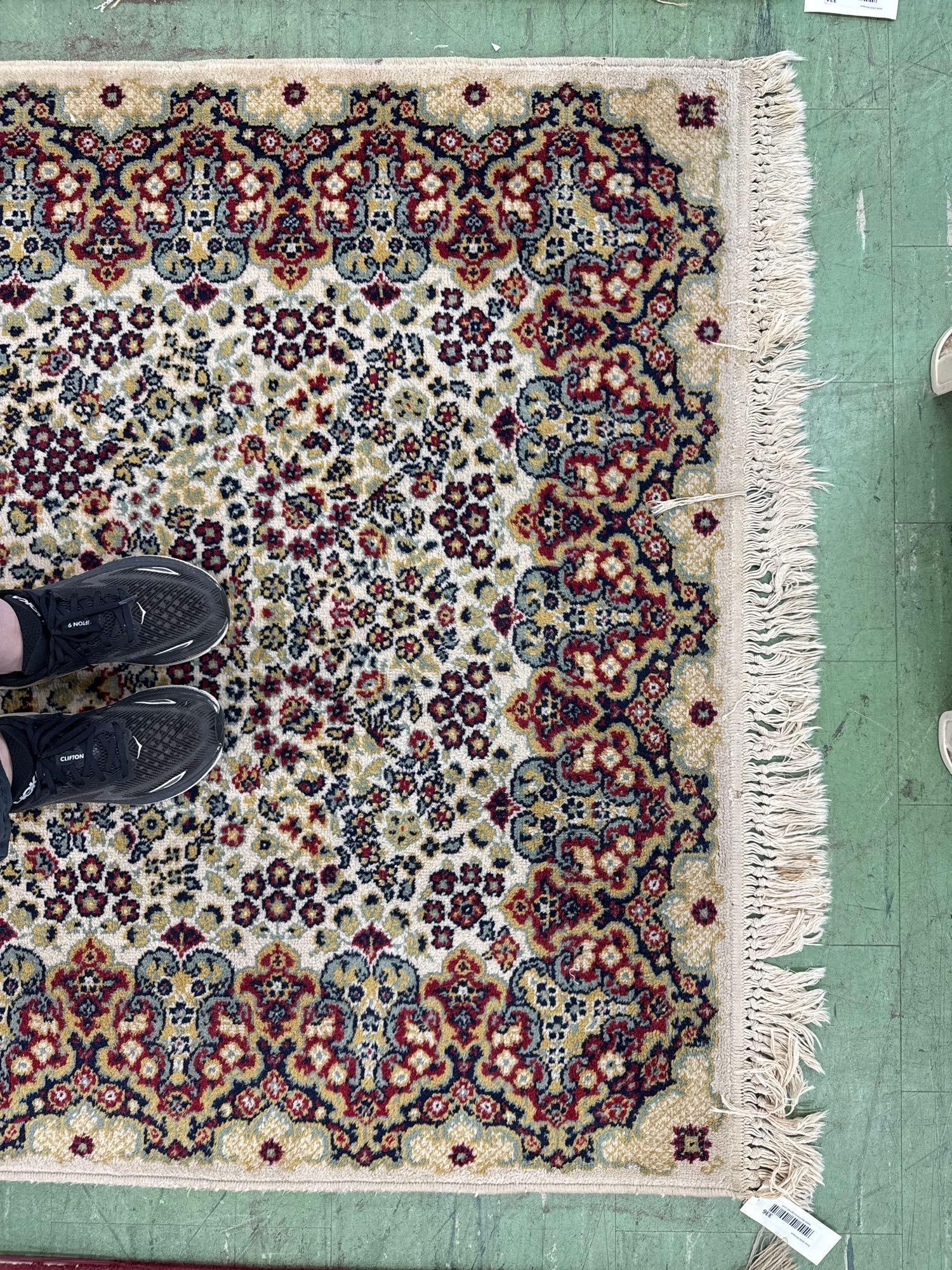 Area size wool rug - 4