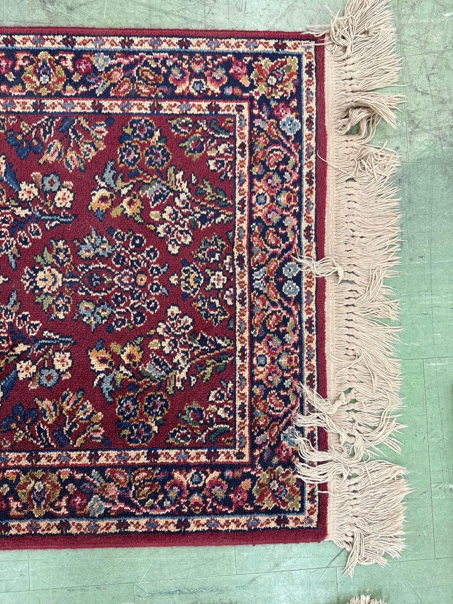 Area size wool Karastan rug - 2'7" x 5' - 4