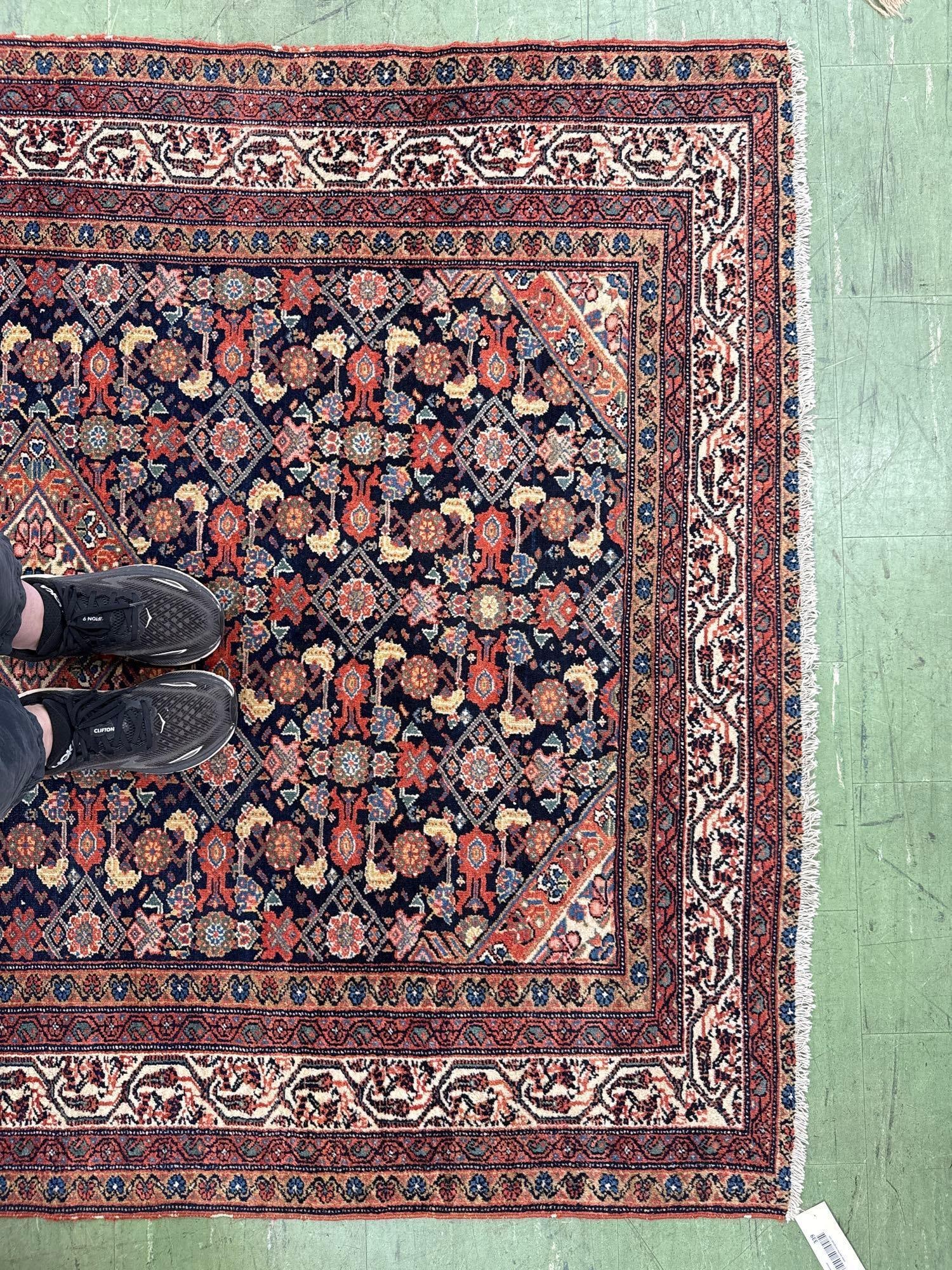 Area size Persian wool rug - 6'3" x 4'10" - 3