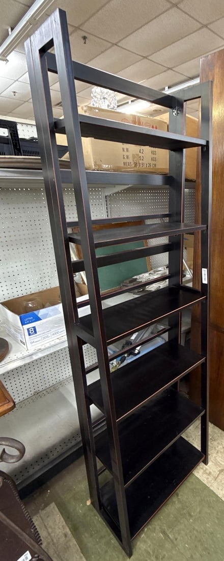 tapered wall plate rack (1 of 5)