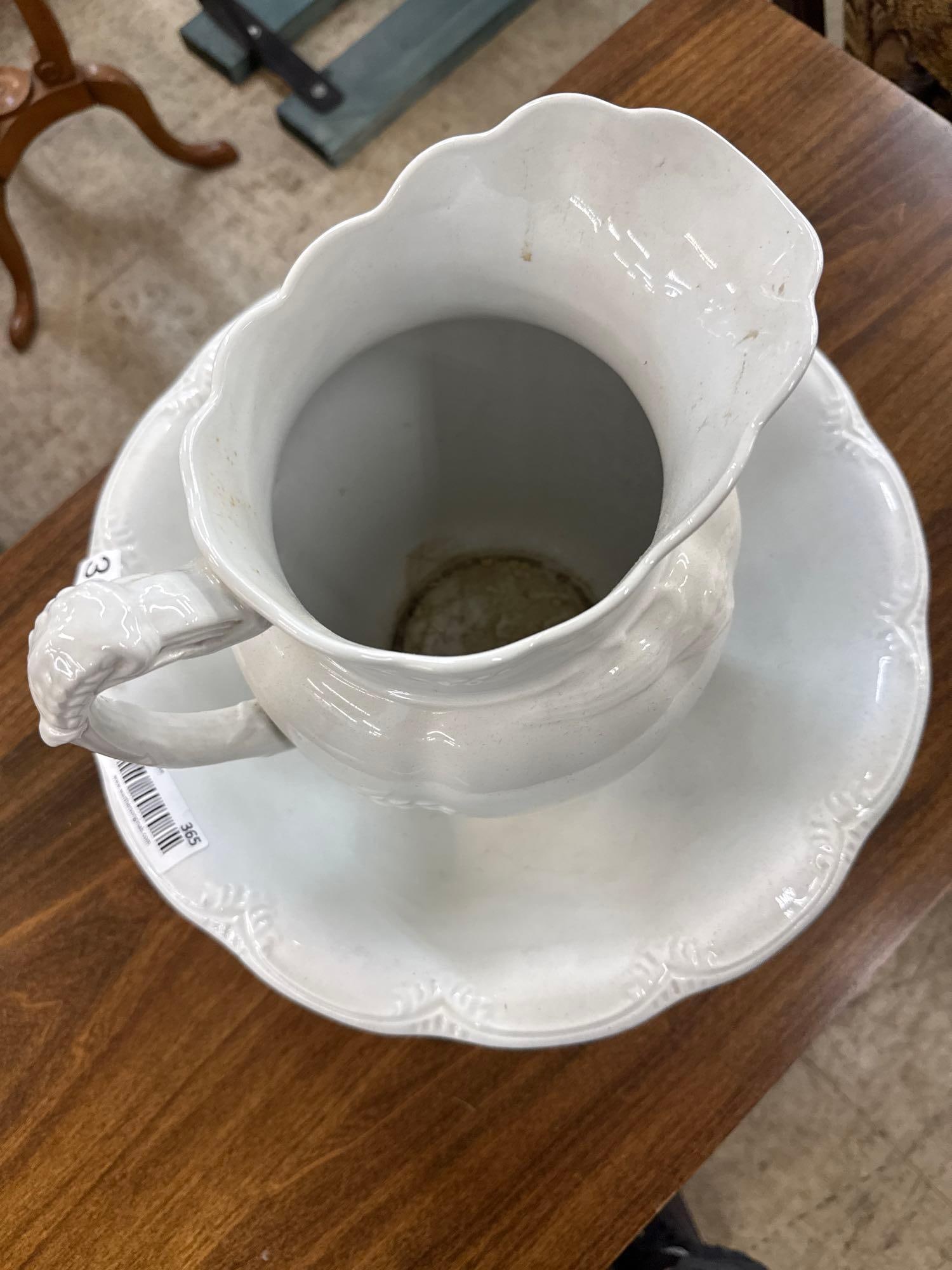 Married pitcher and basin set - 2