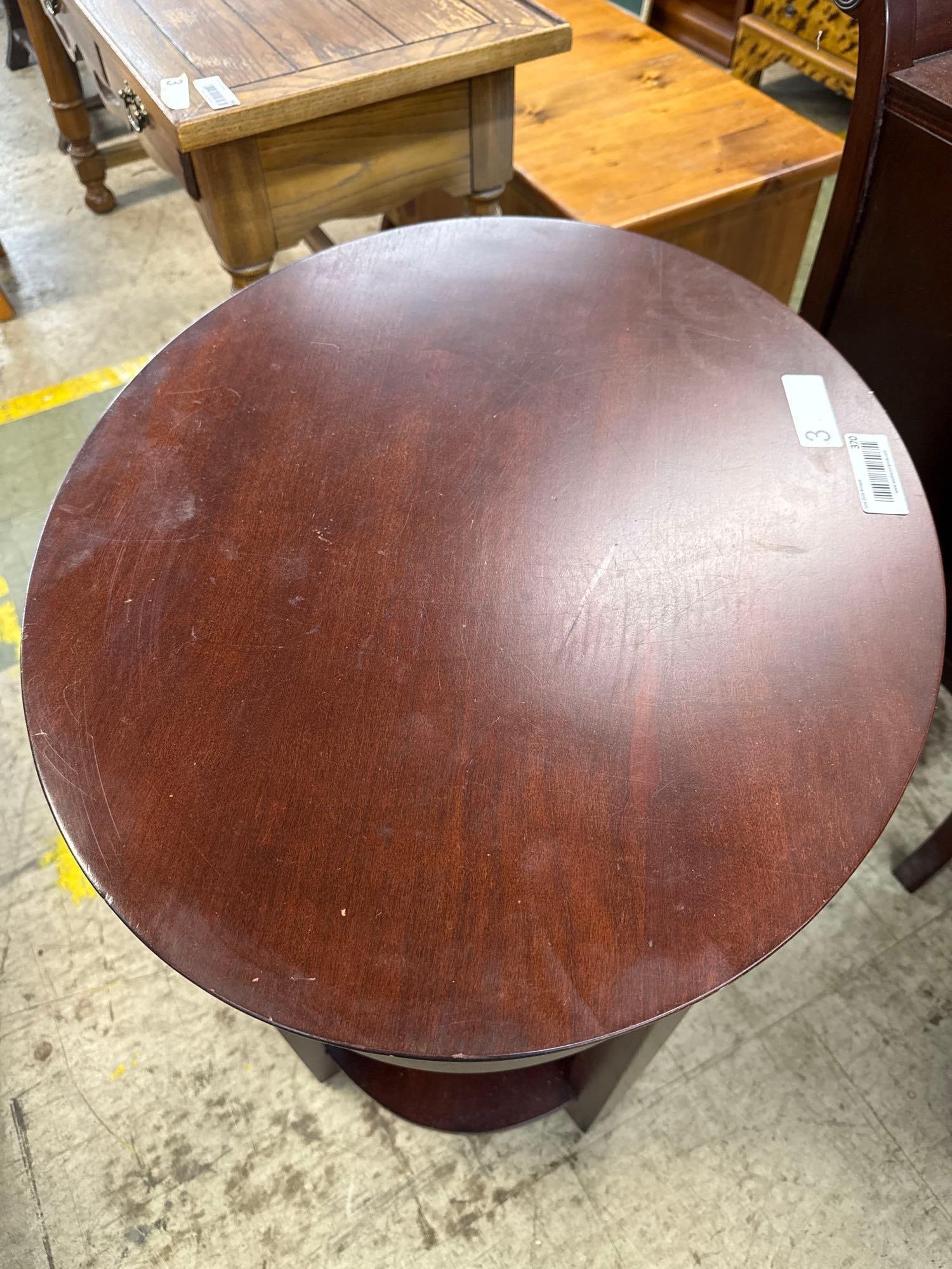 mahogany oval side table - 4