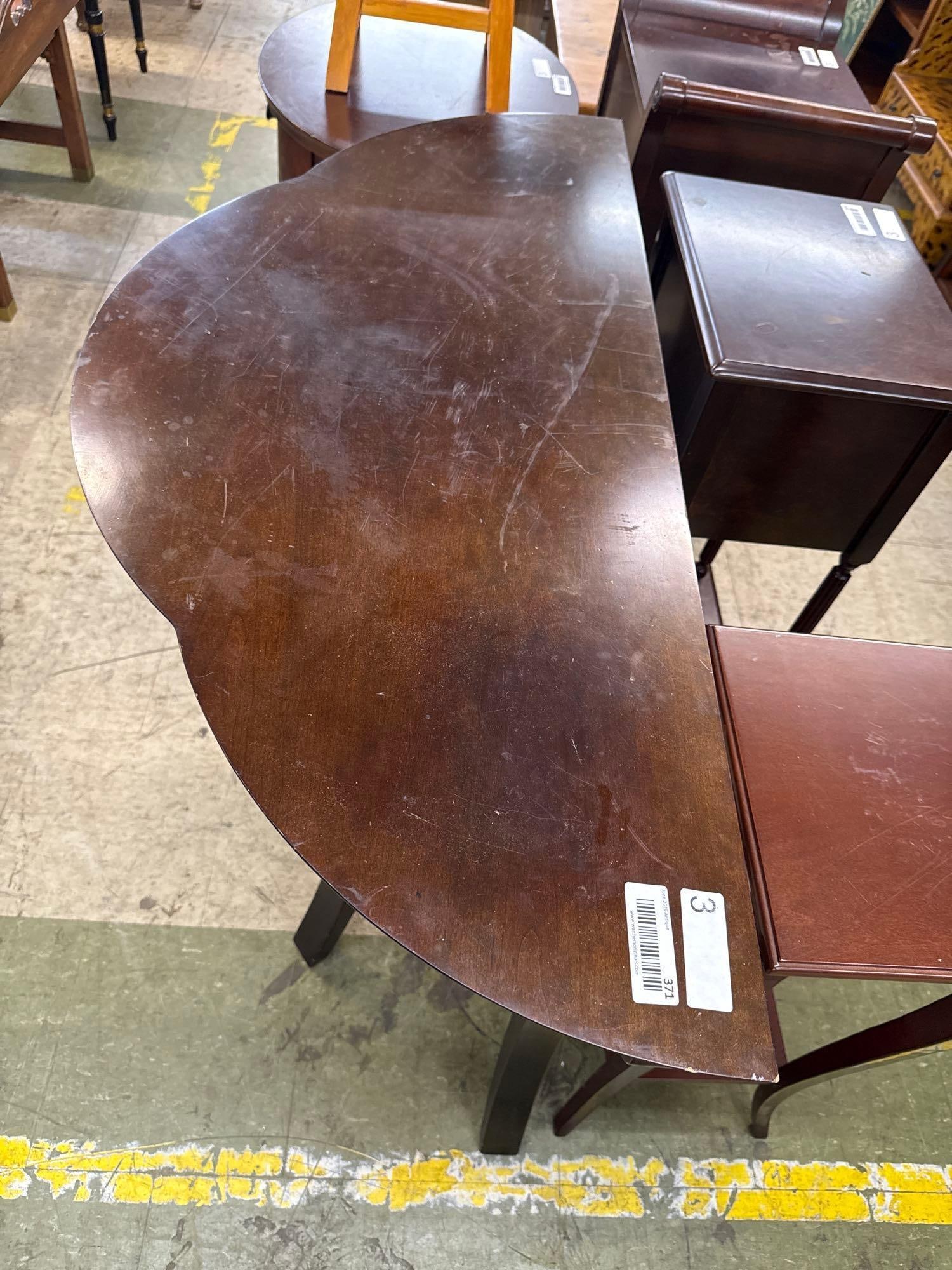 Cherry side table - 2