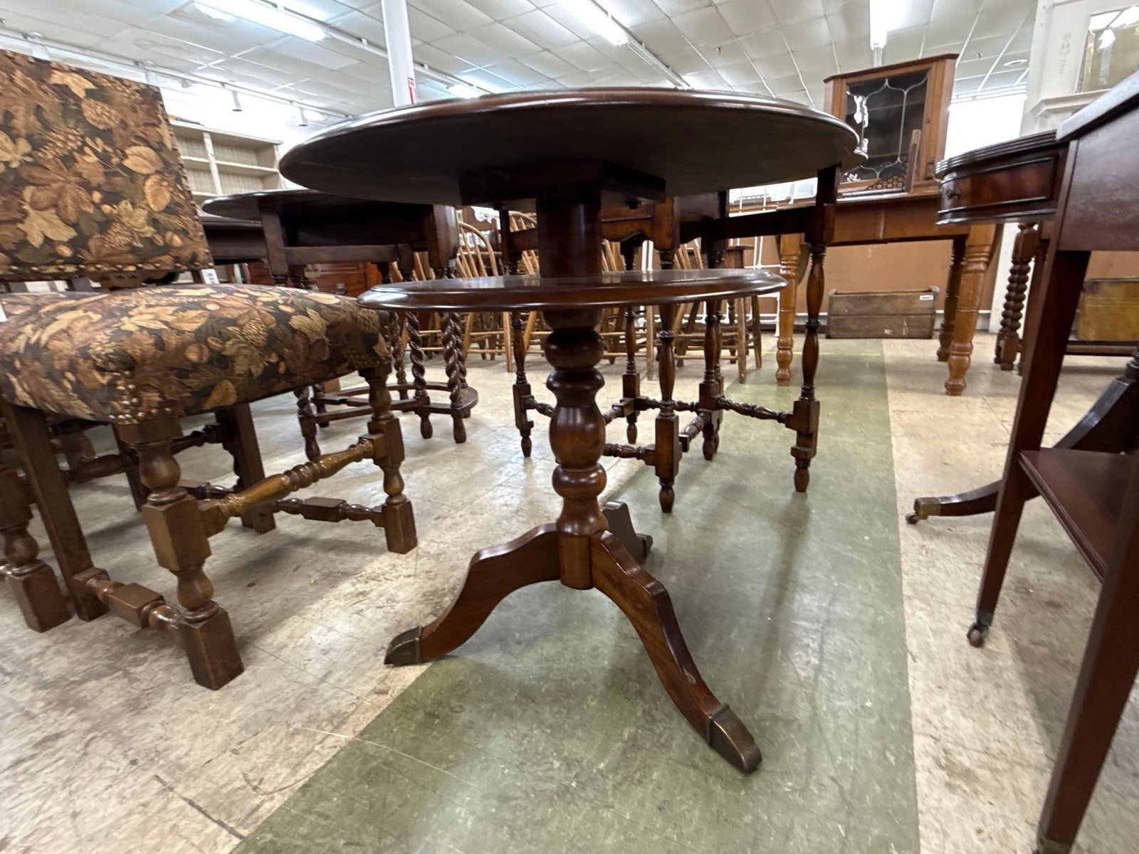 inlaid chess table - 3