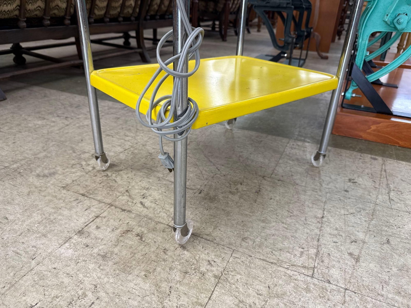 1950s metal utility cart - 3