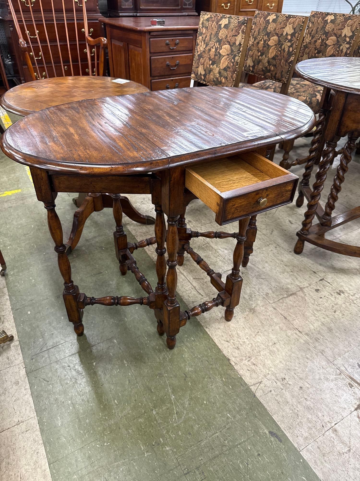 oval double gate leg Lloyd Buxton side table - 2