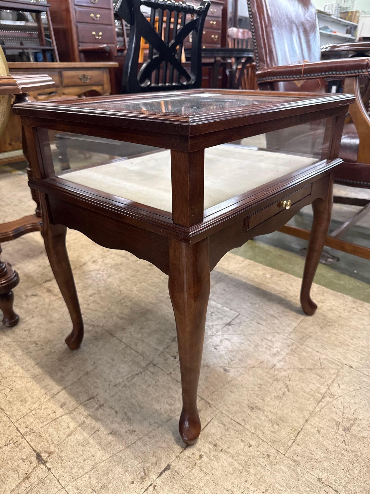 Glass display table with one drawer - 3