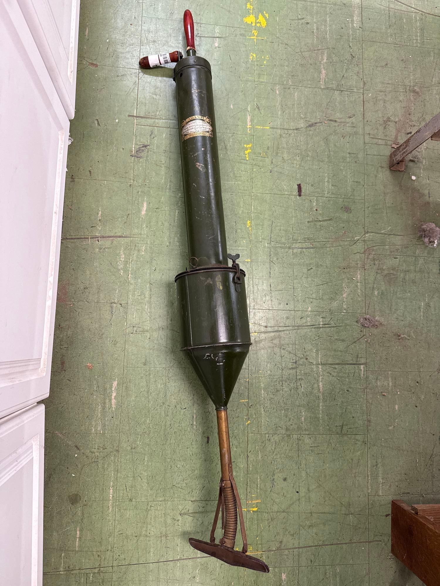 antique vacuum cleaner - 3