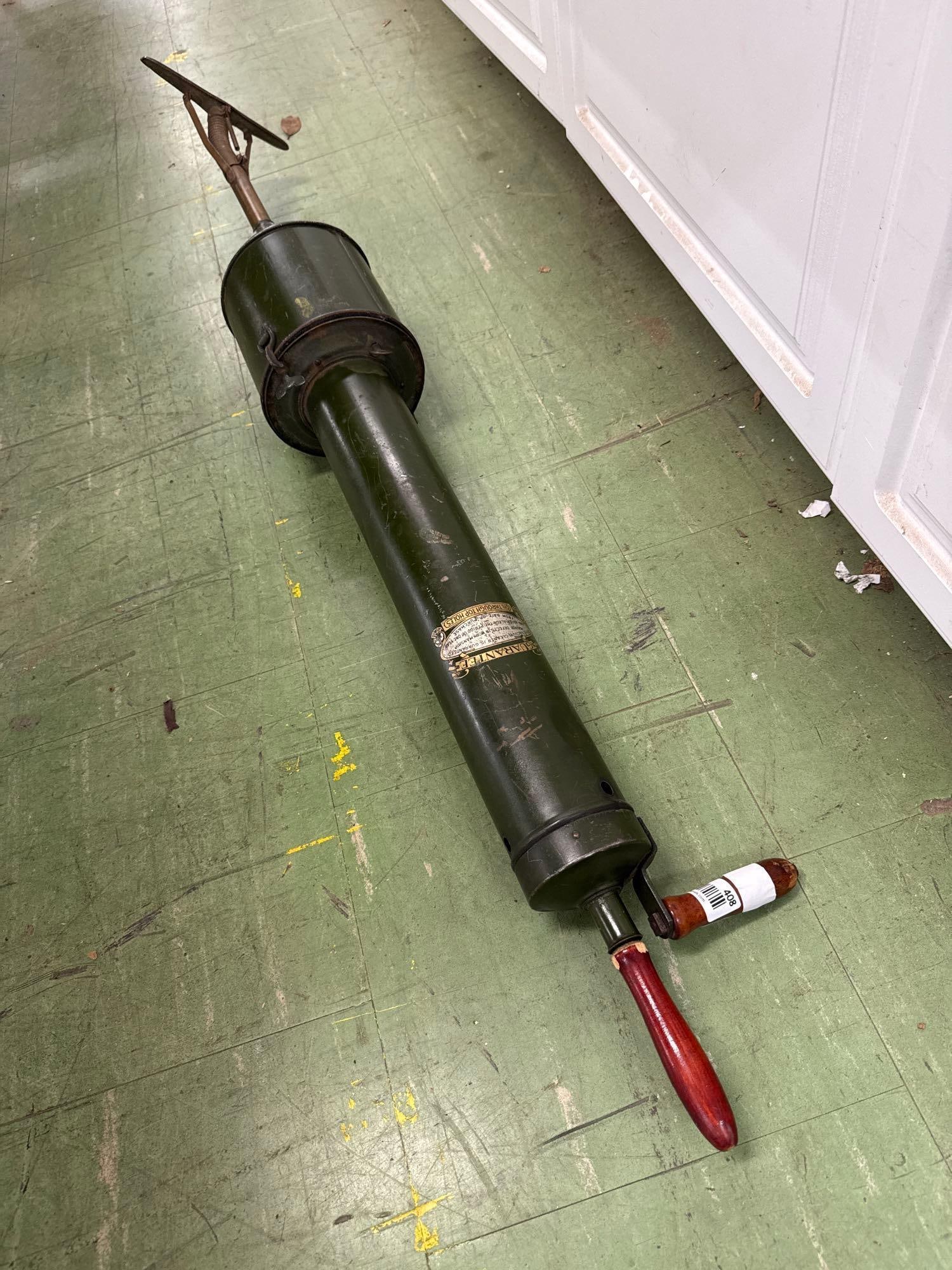 antique vacuum cleaner - 5