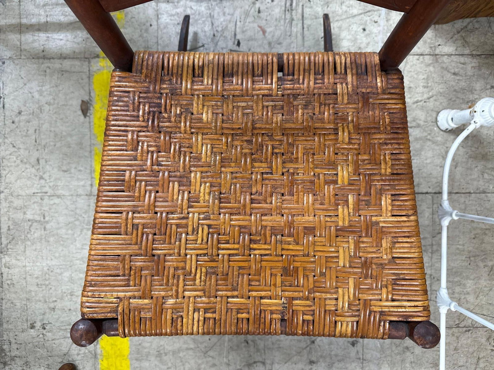 antique latter back rocking chair - 3