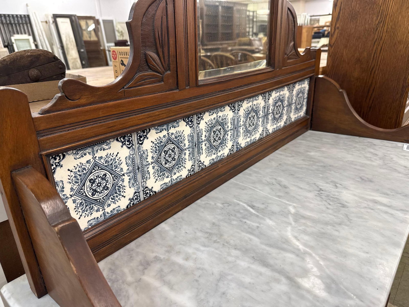 English antique Victorian, walnut wash stand with tile back - 5