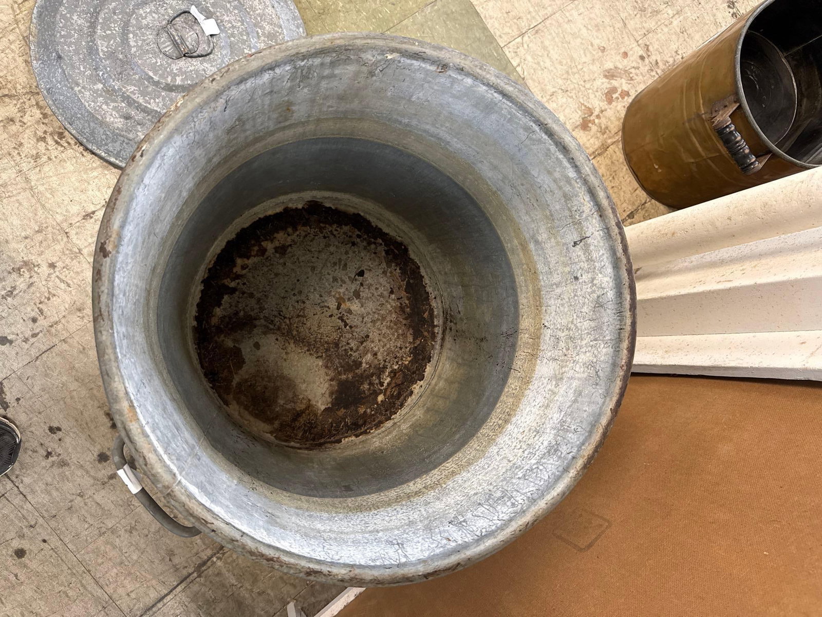 vintage galvanized, metal English trashcan - 3