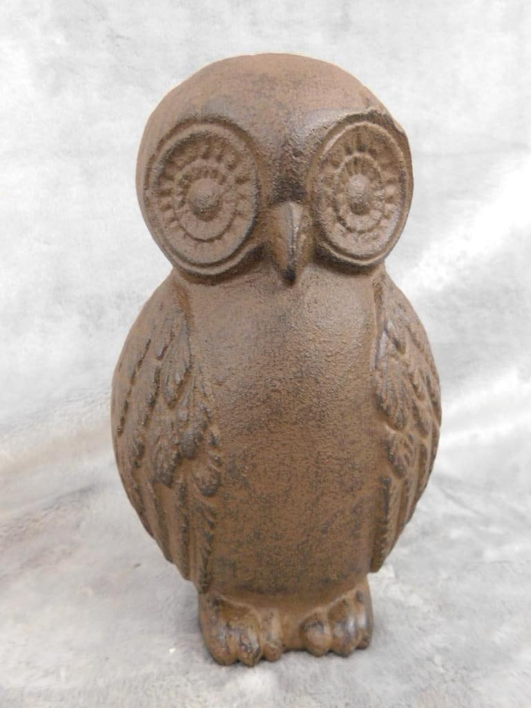 Cast Iron Owl Door Stop - 6.75" x 4" x 3.25" - 5