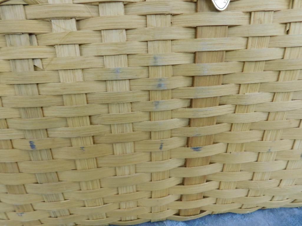 Pennsylvania Basket Co. - 2000 Large Handled Basket - 14" x 25" x 12" - 4