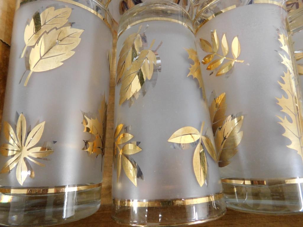 Group of 18 Mid Century Gold Highlighted Glasses - 4 Rocks - 14 Tumblers - 3