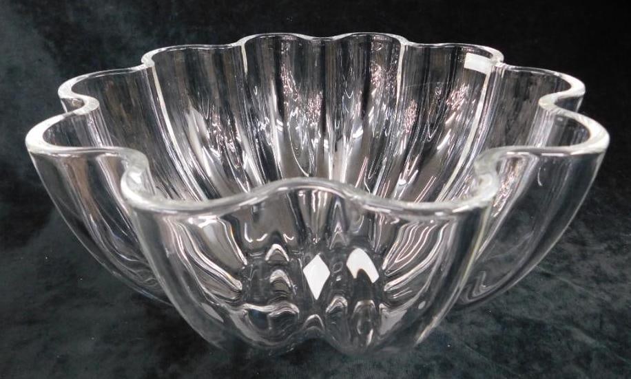 Villeroy and Boch - Scalloped Edge Centerpiece Bowl - Original Box - 6" x 12.5": See Photos For Condition and Details