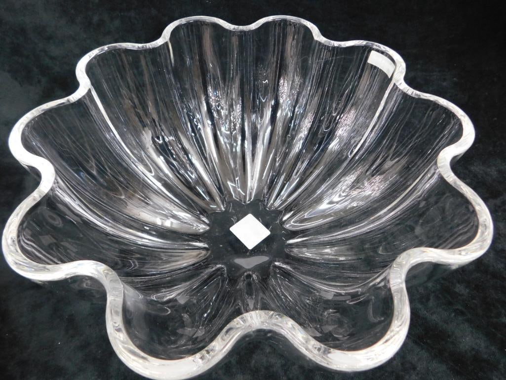 Villeroy and Boch - Scalloped Edge Centerpiece Bowl - Original Box - 6" x 12.5" - 2