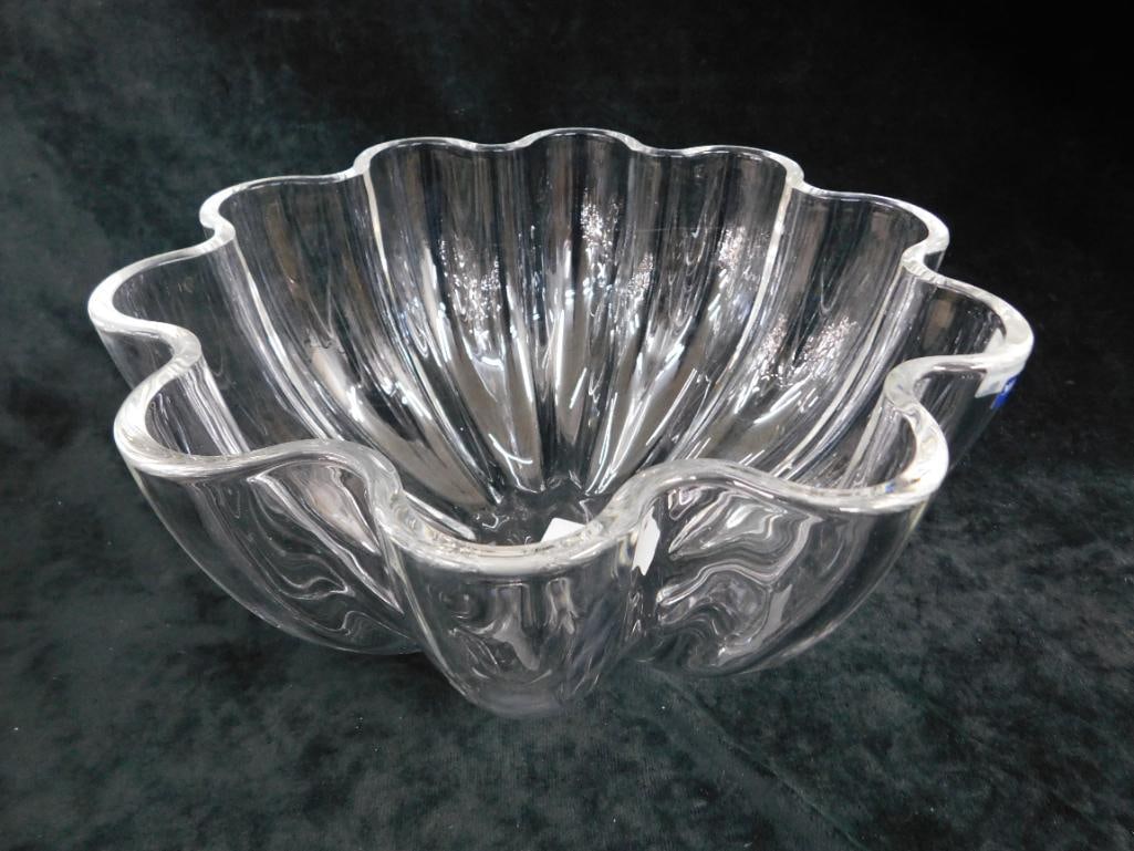 Villeroy and Boch - Scalloped Edge Centerpiece Bowl - Original Box - 6" x 12.5" - 6