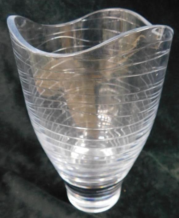 Villeroy and Bock Tall Crystal Vase - 10.25" x 6.25": See Photos For Condition and Details