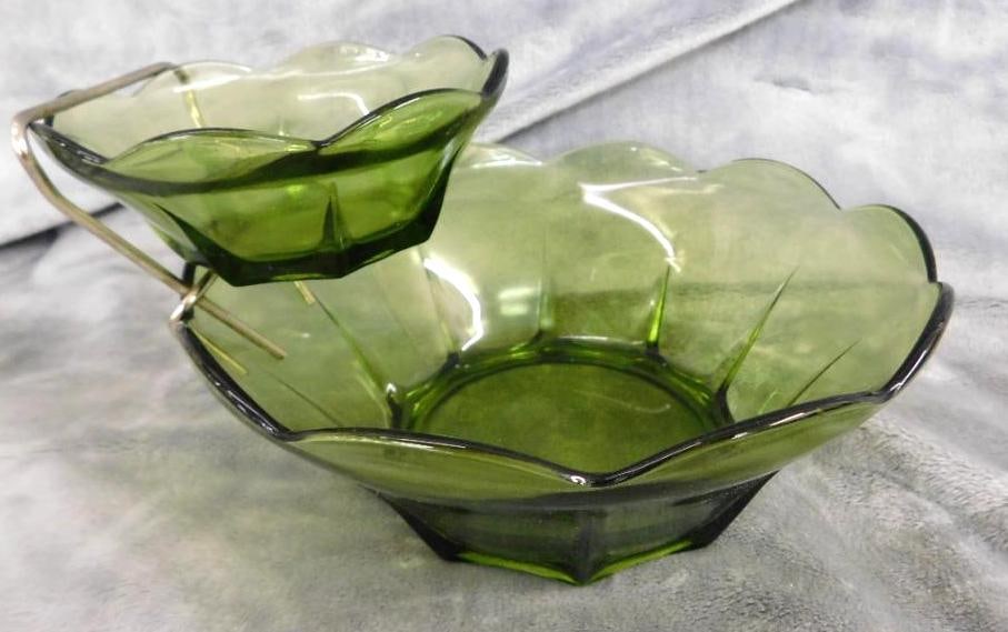 Mid Century Green Glass 3 Piece Chip and Dip Set - Chip Bowl 3" x 8": See Photos For Condition and Details