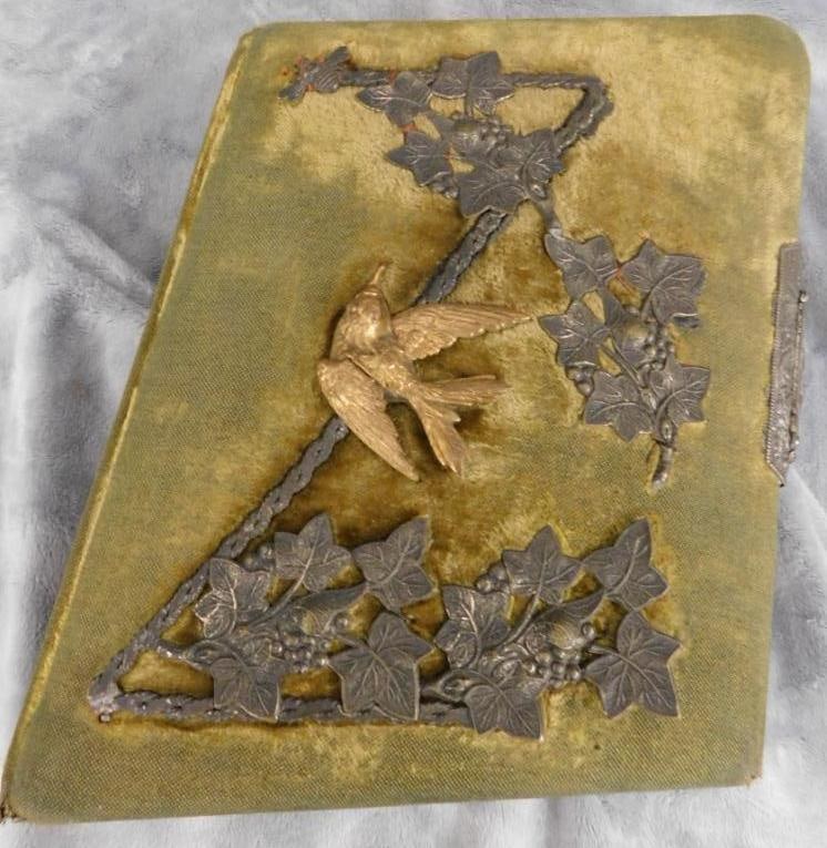 Vintage Parallelogram Cloth Covered Photo Album - Vintage Photos - 10.5" x 8.5" x 2.5": See Photos For Condition and Details