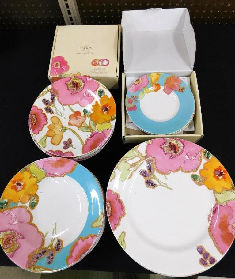 32 Piece Lenox "Floral Fusion" China Set - Service For 8: See Photos For Condition and Details