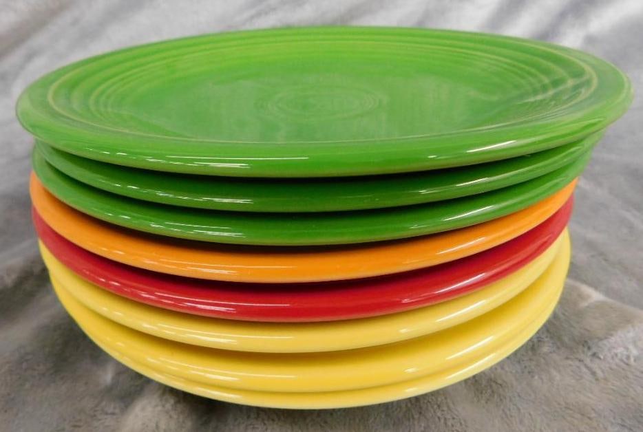 Fiesta Ware - 8 Salad Plates - 7.25" Round (1 of 7)