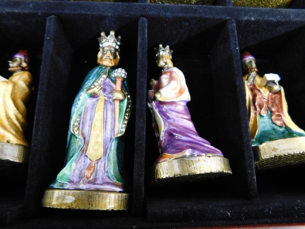 Modern Chess Box with Enameled Chess pieces - Complete - Box 5.25" x 14.5" x 14.5" - 4