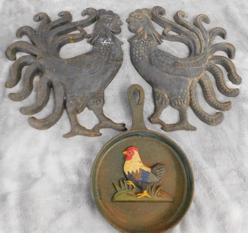 Pair of Metal Roosters - Each 9.5" x 8" - Mini Chicken Pan 7.5" x 5": See Photos For Condition and Details