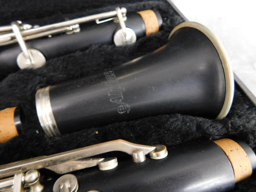 Alpine Clarinet - Original Case - 5