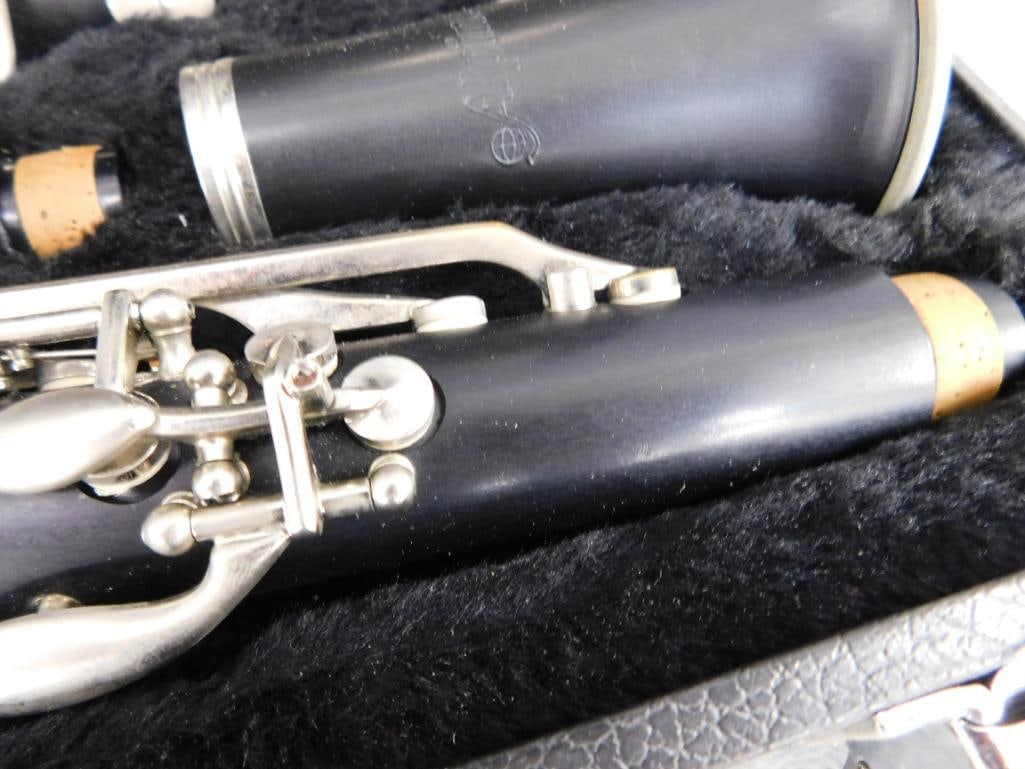 Alpine Clarinet - Original Case - 7