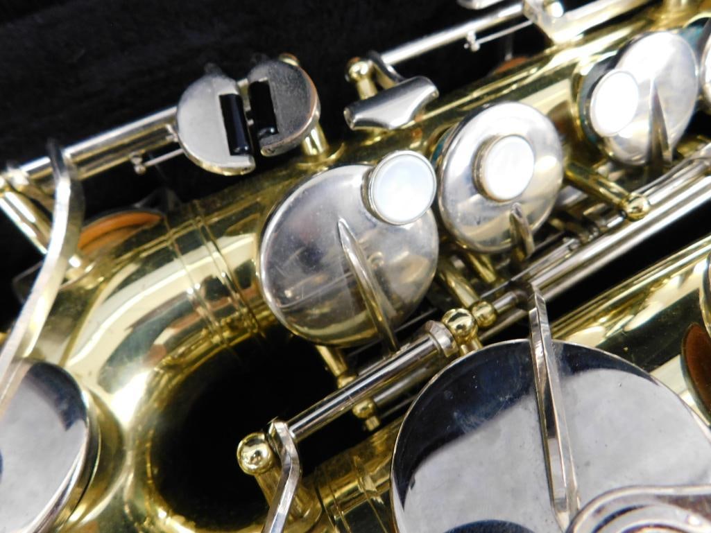 Yamaha Saxophone - Original Case - 6