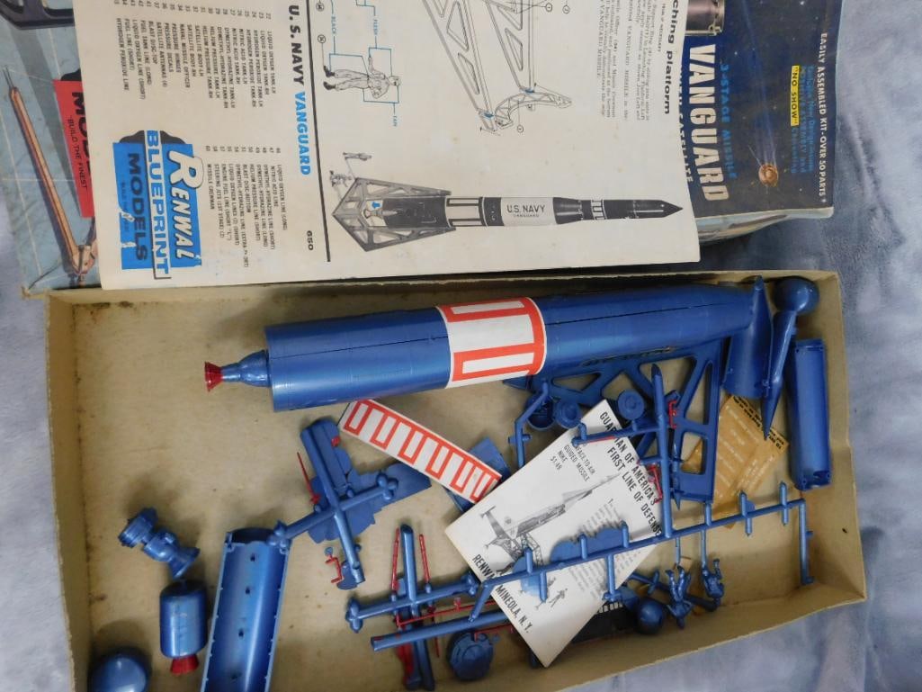 Group of 4 Vintage Plastic Models - Original Boxes - As Is - 5