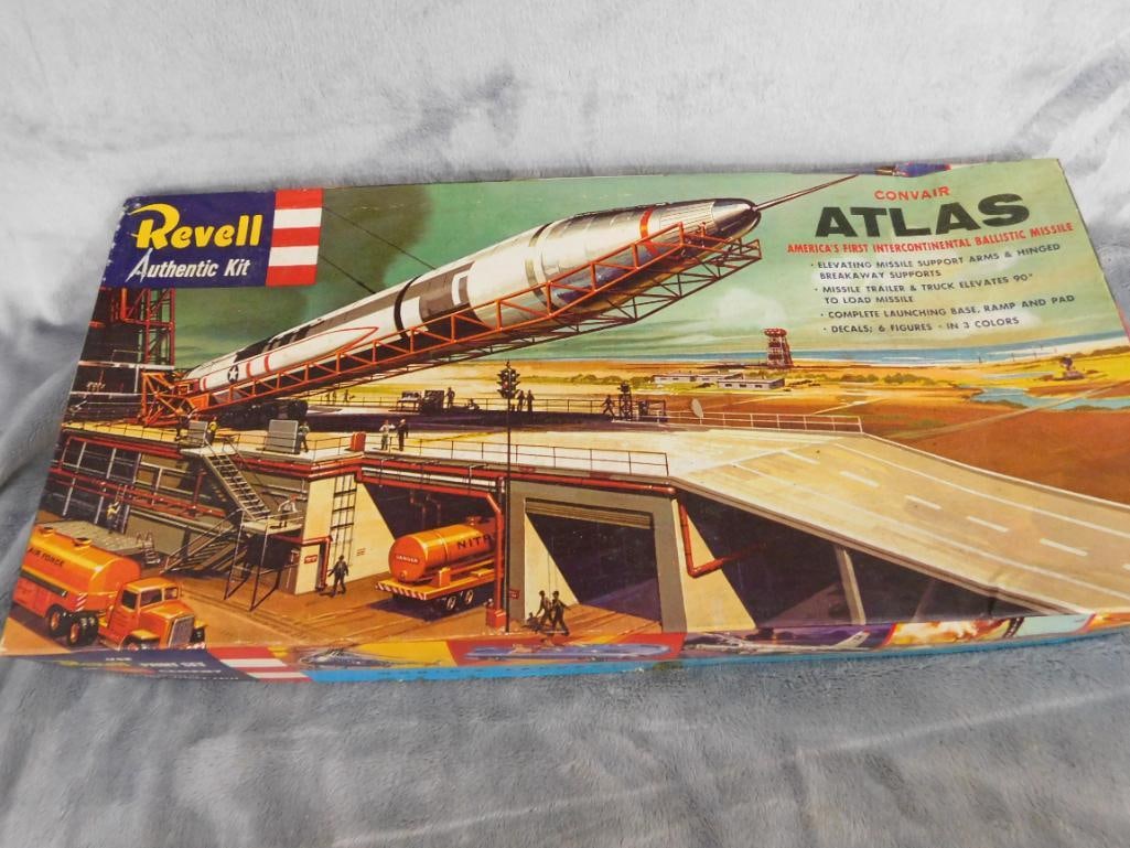 Group of 4 Vintage Plastic Models - Original Boxes - As Is - 8