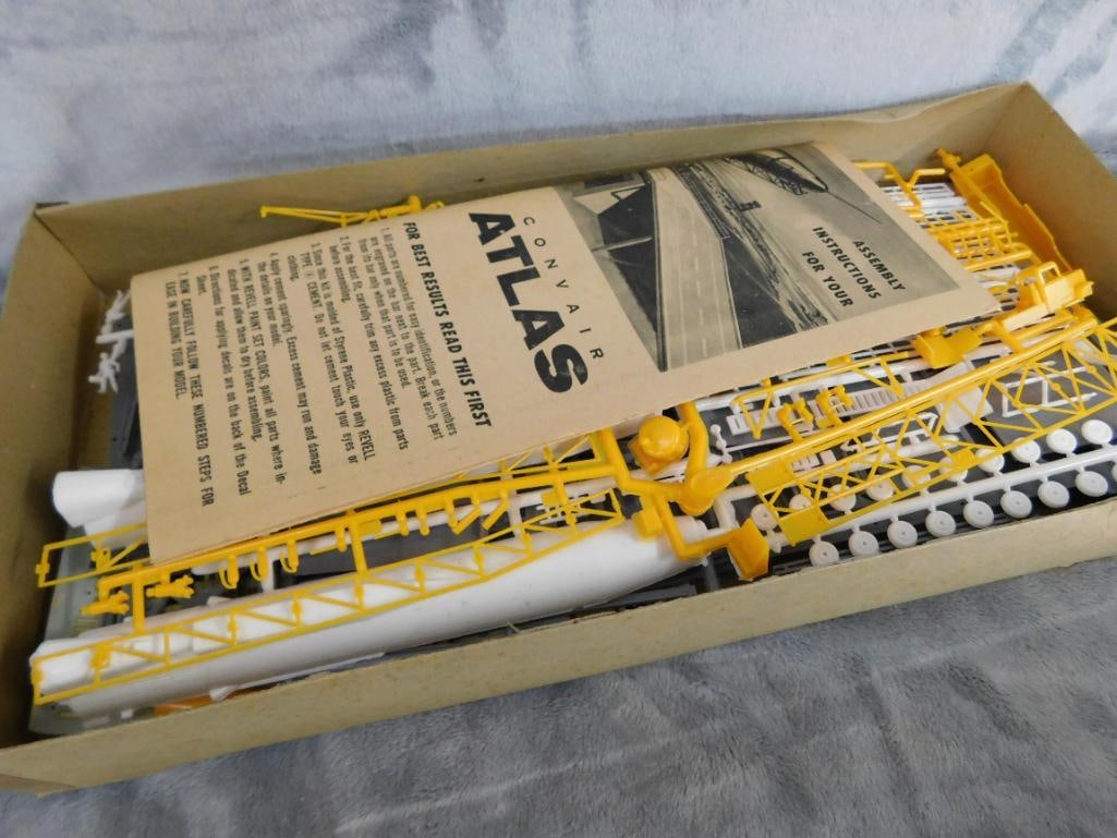 Group of 4 Vintage Plastic Models - Original Boxes - As Is - 9